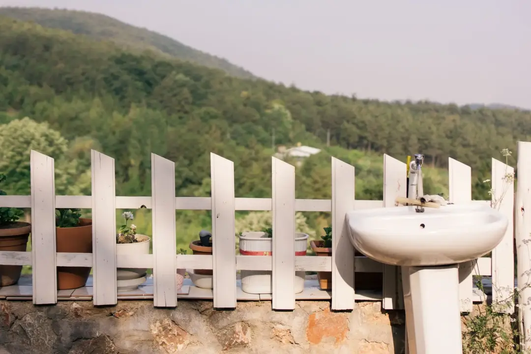 Is Picket Fencing Suitable for Families with Children?