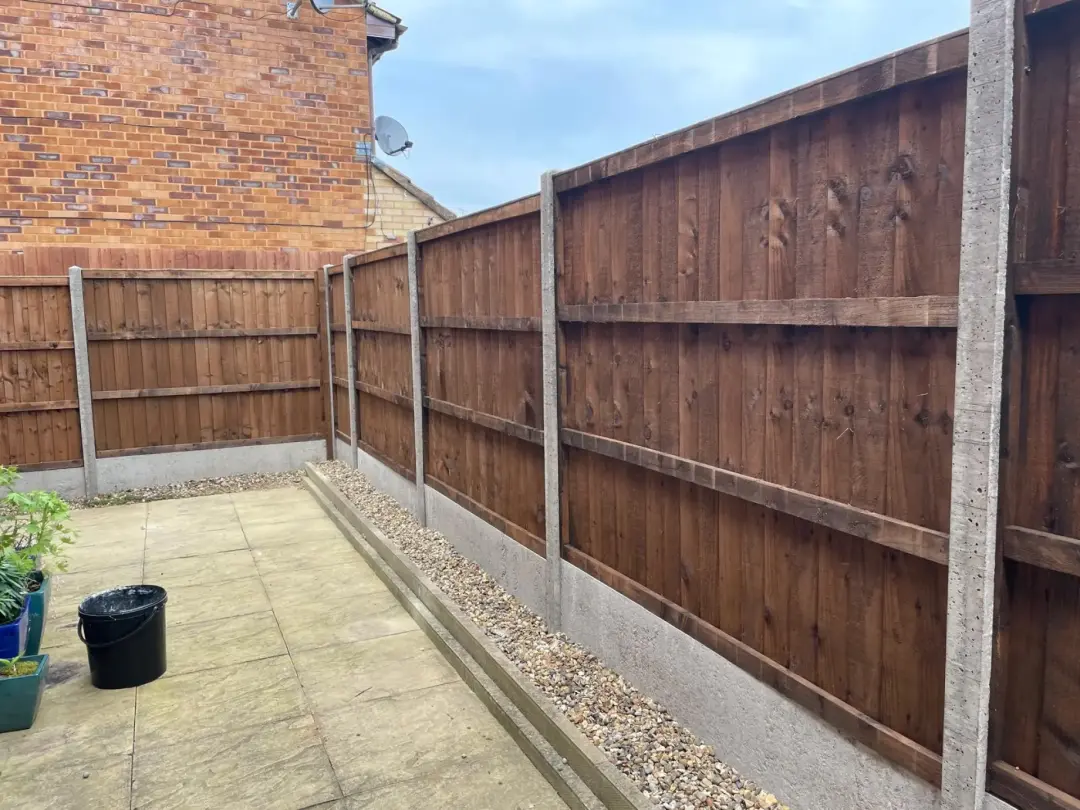 Choosing a Professional Fence Repair Service